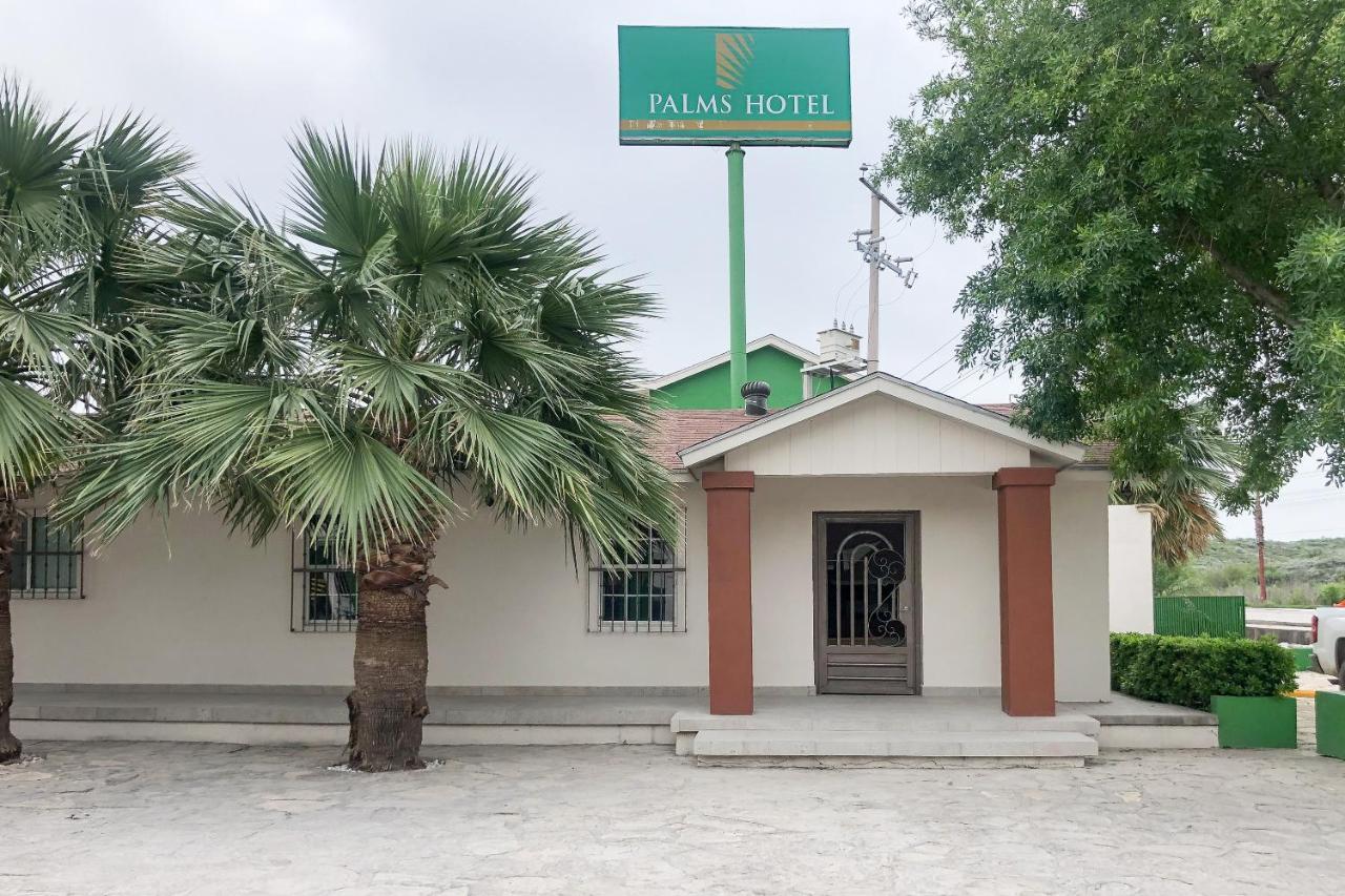 Capital O Palms Hotel, Acuna Ciudad Acuña エクステリア 写真